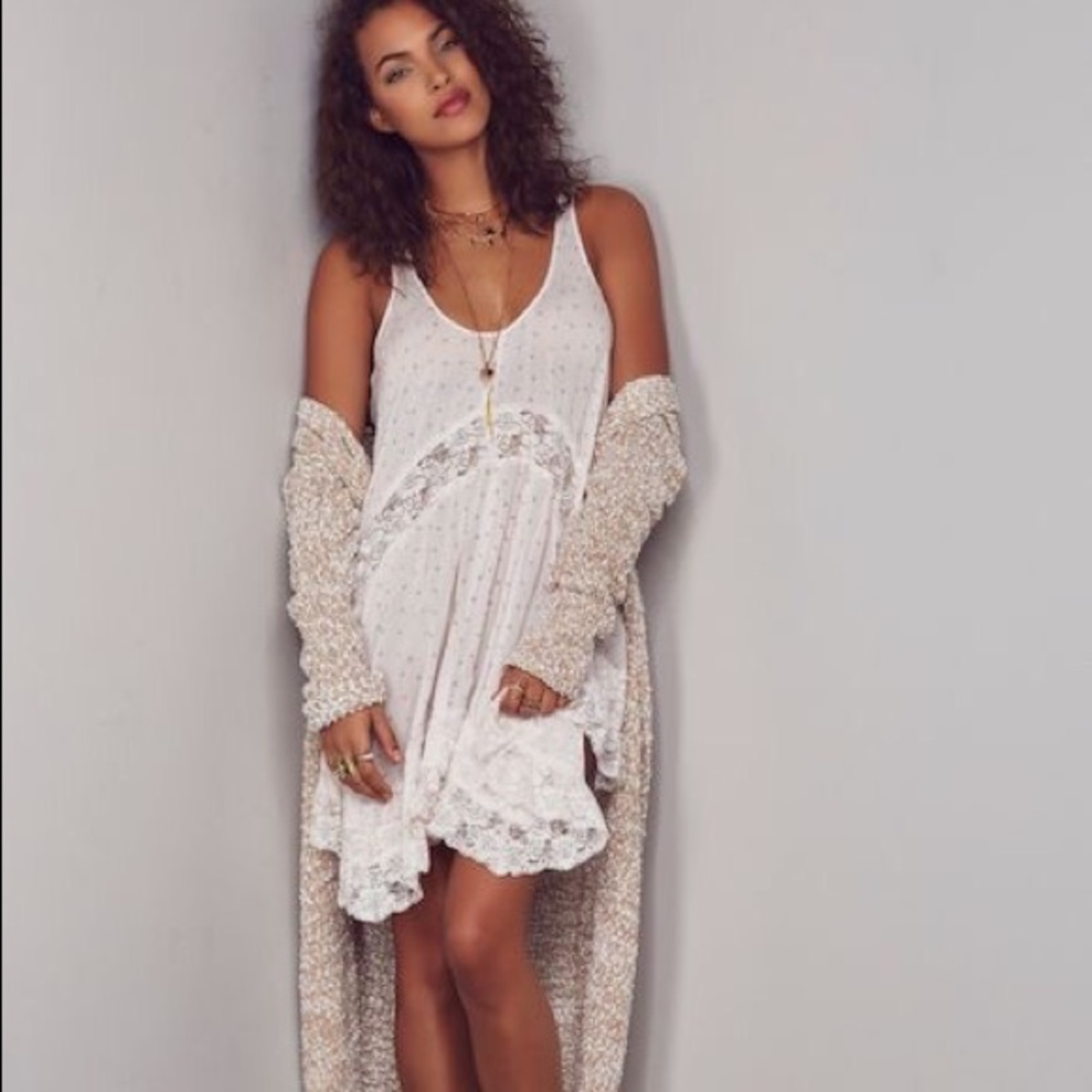 ⭐️SOLD on eBay⭐️ Free People She Swings Slip